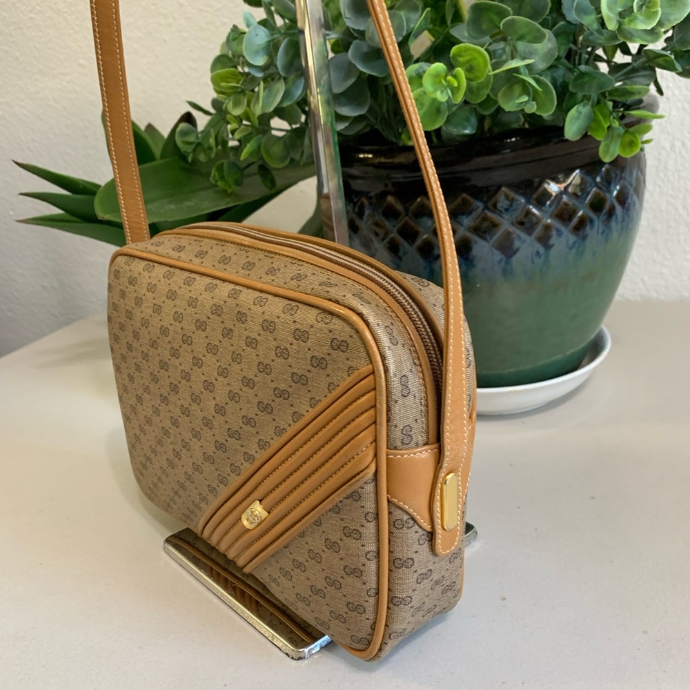 ๐๐ Vintage GUCCI Crossbody Brown Leather Bag - Picture 3 of 10